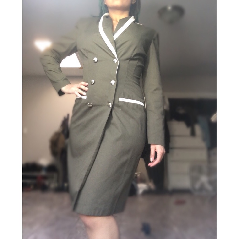 Military coat/dress. - Picture 5 of 5